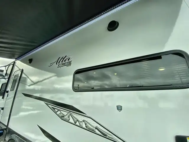 2025 EAST TO WEST Alta 3100KXT in Travel Trailers & Campers in Bedford - Image 17