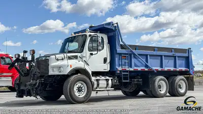 Heavy truck / Camion lourd - # STOCK: C-37184 2007 FREIGHTLINER M2 106 DÉNEIGEUSE CAMION À NEIGE / P...