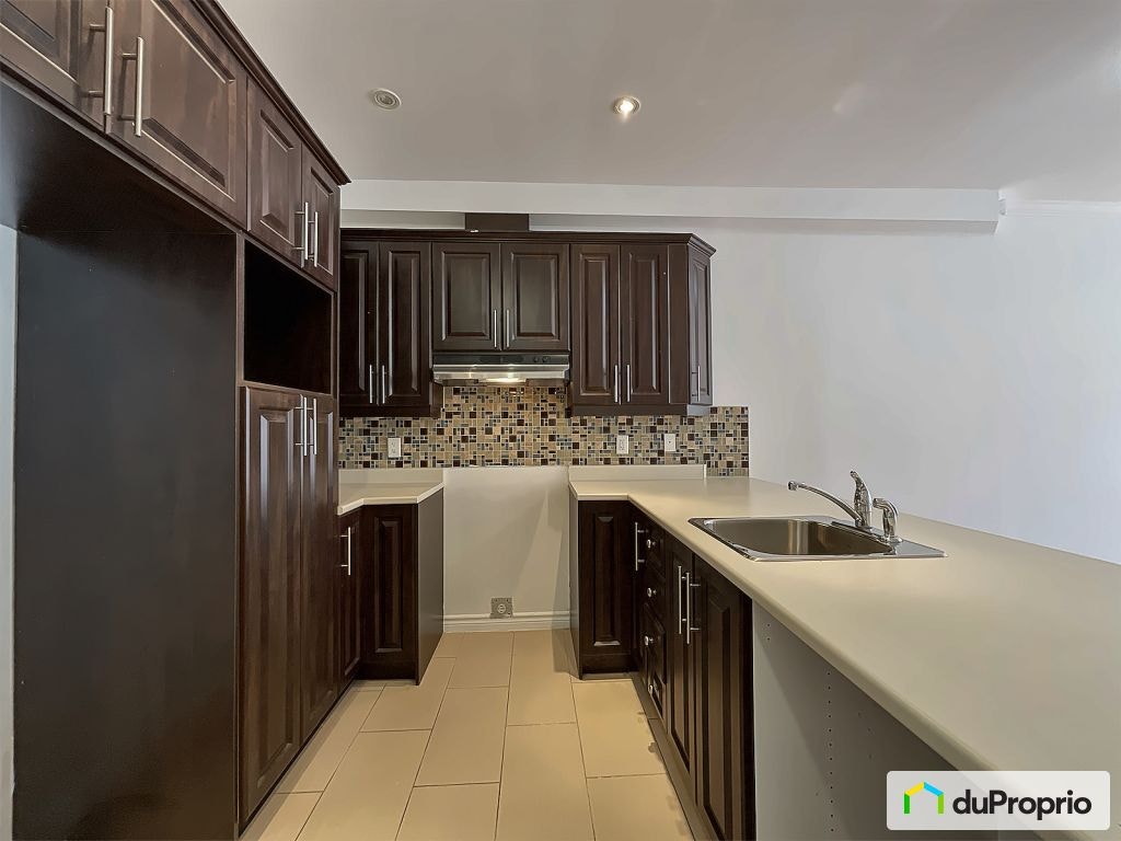 $357,500 - Condominium for sale in Ahuntsic / Cartierville — photo 3