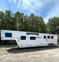 SALE 2023 SMC Trailer 3 Horse Gooseneck Living Quarters