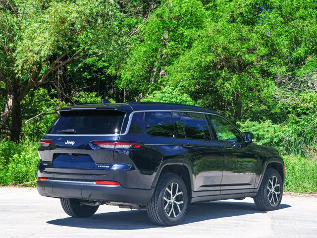 2024 Jeep Grand Cherokee L Limited- Memory / Heated Seats - Pwr in Cars & Trucks in Barrie - Image 18