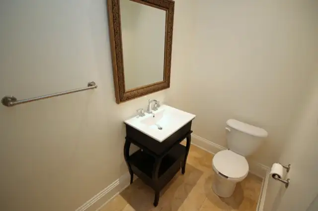 COMMERCIAL RENTAL SPACE- WATER STREET63008310576515124