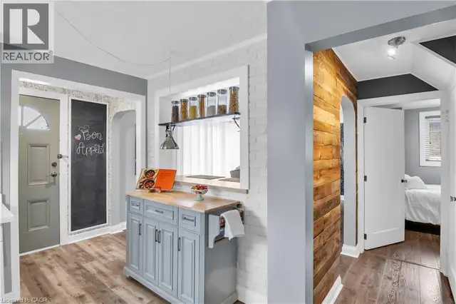 296 WEBER Street E Kitchener, Ontario in Houses for Sale in Kitchener / Waterloo - Image 18