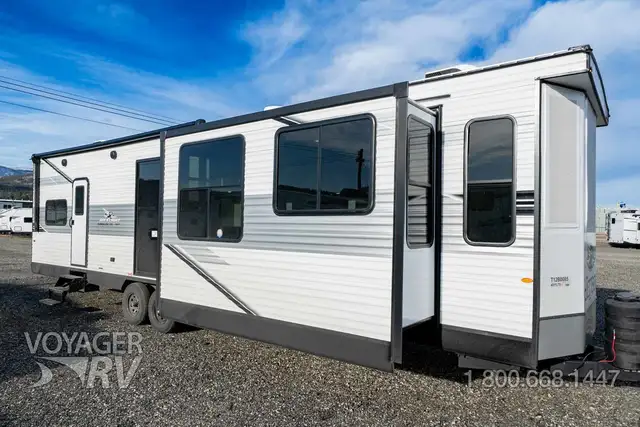 2026 Jayco Jay Flight 401FLTS Bungalow in Travel Trailers & Campers in Kelowna - Image 2