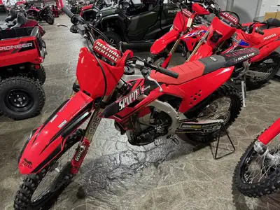 2023 Honda CRF450R Motocross GOOD CONDITION NEW TIRES CHARGE SPROCKETS FRESH TOP END 40 HRS ASKING $...