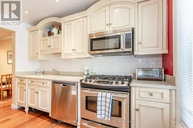 23 WASAGA WOODS CIRCLE Wasaga Beach, Ontario62866662832643123