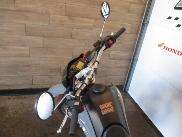 YAMAHA XT 250 2024 dans Hors route et motocross  à Ville de Montréal - Image 4