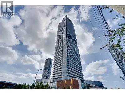 Welcome to this beautiful high-floor residence in the heart of Brentwood-one of Burnaby´s most vibra...