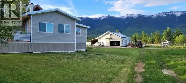 3325 GARRETT ROAD McBride, British Columbia in Houses for Sale in Quesnel - Image 3