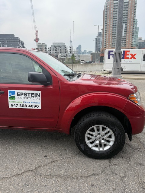 2018 Nissan Frontier 4X4 mint condition in Cars & Trucks in City of Toronto - Image 2