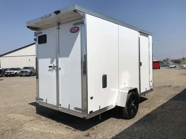 2026 LEGACY SERIES LEGACY SINGLE AXLE ALL ALUMINUM ENCLOSED V-NO in Cargo & Utility Trailers in Hamilton - Image 6