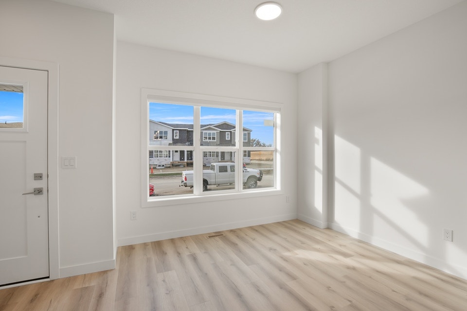 Major Rental Incentives!! Brand New Townhouses in Sylvan! 5