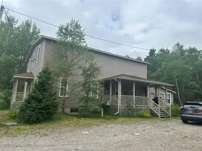 A Beautiful Home/cottage with loads of history, this property would make a fantastic B & B. Four bed...