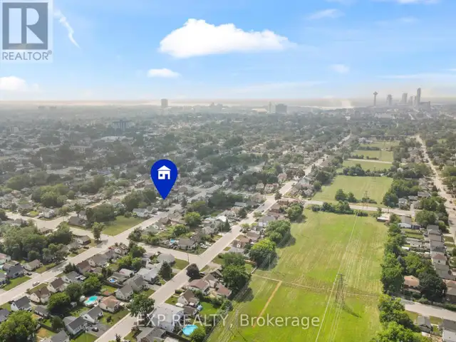 4448 FIFTH AVENUE Niagara Falls (Downtown), Ontario in Houses for Sale in St. Catharines - Image 33