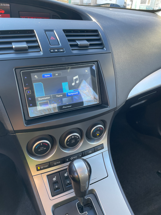 Low mileage sporty Mazda 3 GT in Cars & Trucks in Regina - Image 9