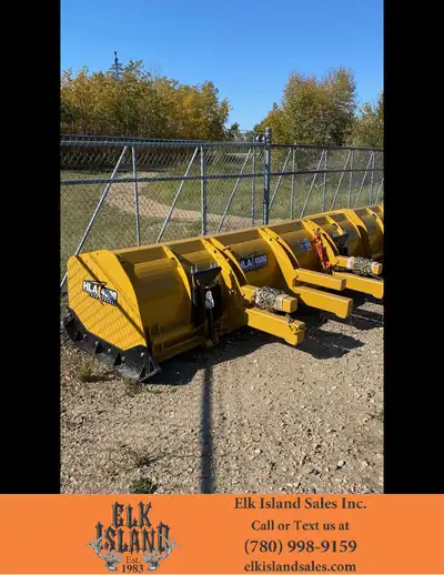 HLA SNOW - SERIES 4500 Wheel Loader Snow Pusher with Bucket Edge Mount. 12 feet wide. The 4500 Serie...