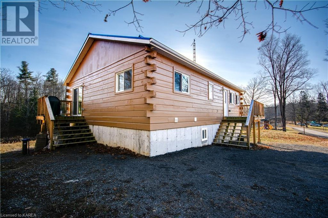 6000 TROTTER Road Perth Road Village, Ontario in Houses for Sale in Kingston - Image 2