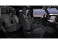 Leather Seats! Want an SUV that can genuinely do it all and look good while at it? Look no further t... (image 6)