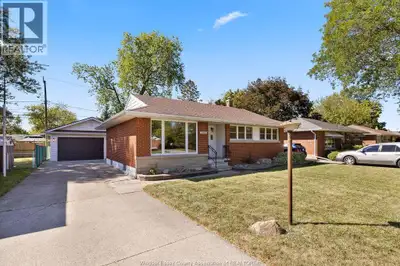 Plenty of potential for this fantastic South Windsor 3 bedroom, 1 bath, 1.5 garage steps from Southw...