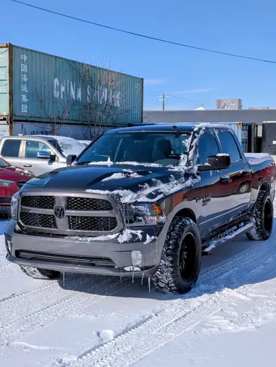 2020 Ram 1500 Classic Express 5.7L HEMI – One Owner – No Accidents – Low KM Powerful and reliable 20...