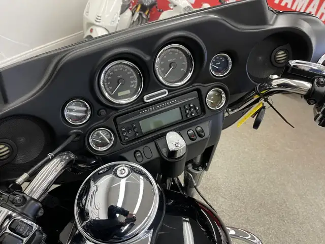 2009 Harley Davidson FLHTC Electra Glide Clsc - V5298NP - -Finan in Sport Touring in Markham / York Region - Image 23