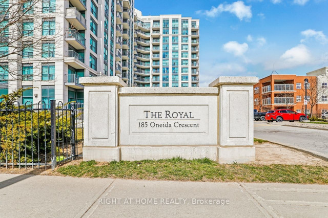 1 Bdrm 1 Bth - Yonge/Hwy 7 | Contact Today! in Condos for Sale in Markham / York Region