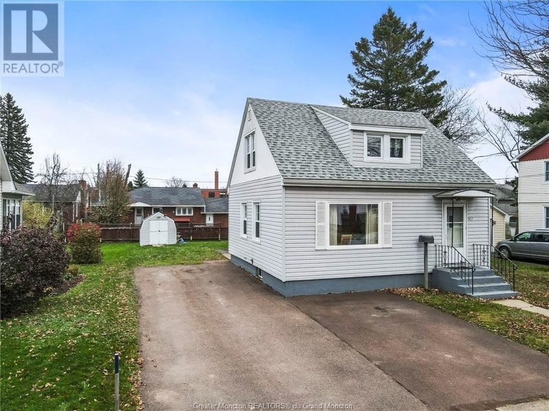 27 Edgett AVE Moncton, New Brunswick Houses for Sale Moncton Kijiji