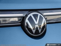 This Volkswagen Taos delivers a Intercooled Turbo Regular Unleaded I-4 1.5 L/91 engine powering this... (image 7)