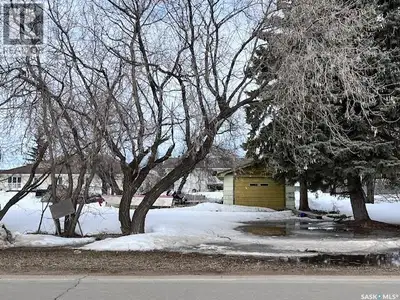 Large 80' x 125' lot to build your dream home or investment property on. 10,000 sq ft. This property...