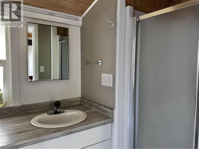 2855 HOOVER BAY ROAD Canim Lake, British Columbia in Houses for Sale in 100 Mile House - Image 11