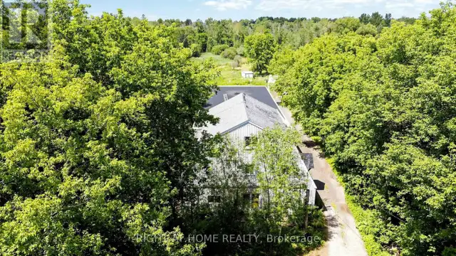 2884 COUNTY RD 89 Innisfil, Ontario in Houses for Sale in Barrie - Image 13