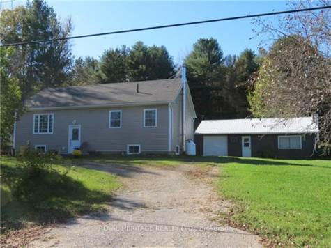 1025 Dewey St in Houses for Sale in Muskoka