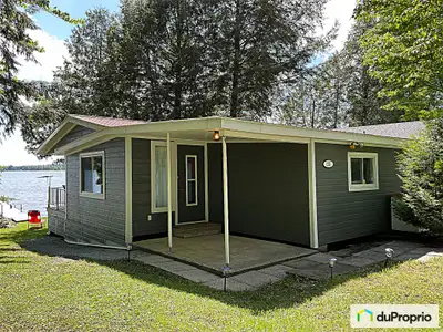 *TOUT INCLUS* Rénové en 2016, bordant le Lac Aylmer (Baie Bullfrog) à Beaulac-Garthby. Chalet 3 sais...