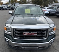 . Engine: 5.3L V8 OHV 16V L/100Km City: 14.9 L/100Km Hwy: 10.7 Safety Equipment Tire Pressure Monito... (image 1)