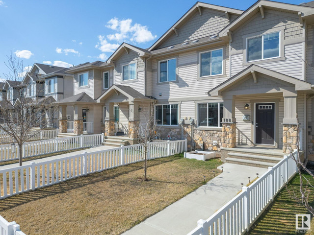 188 SANTANA CR Fort Saskatchewan, Alberta in Houses for Sale in Edmonton - Image 2