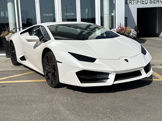 2017 Lamborghini Huracan EVO LP 580-2 in Cars & Trucks in Edmonton