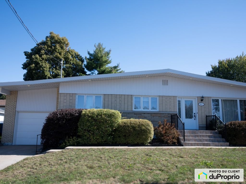 $408,000 - Bungalow in Trois-Rivières (Cap-De-La-Madeleine) — photo 1