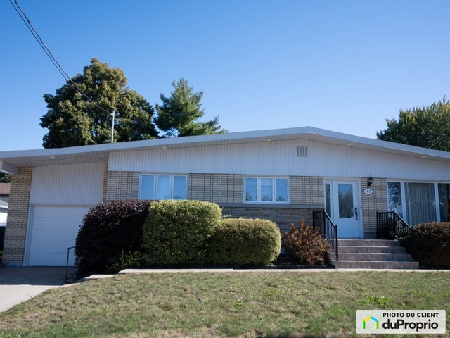 $408,000 - Bungalow in Trois-Rivières (Cap-De-La-Madeleine) — photo 1