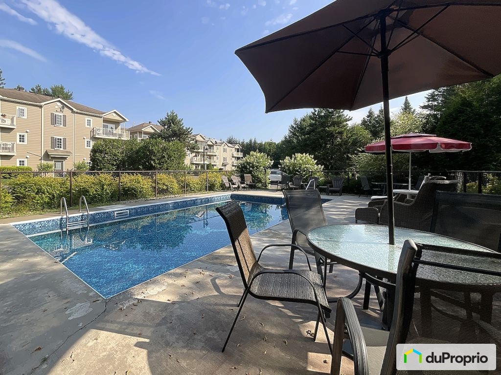 $329,000 - Condominium for sale in Ste-Catherine-de-la-JC — photo 2