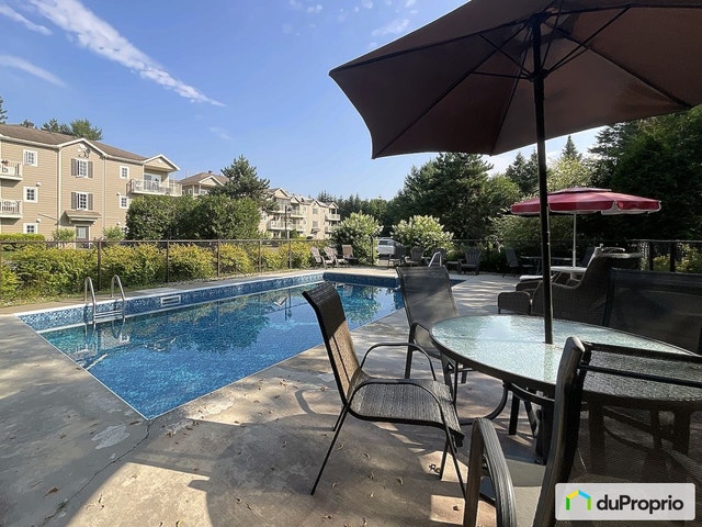 $329,000 - Condominium for sale in Ste-Catherine-de-la-JC — photo 2