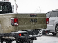Welcome to 400 Chrysler Dodge Jeep Ram. The 2026 Jeep Gladiator is a brand new midsize pickup that b... (image 6)