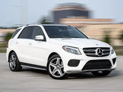 2018 Mercedes Benz GLE-400 AMG PKG White Exterior on Black Interior comes with Navigation and 360 Ca...
