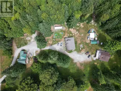 Private family acreage in prime Meades Creek location! Tucked at the end of a quiet no-through road...