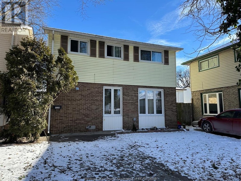 1226 FOXHILL COURT Windsor, Ontario Houses for Sale Windsor Region