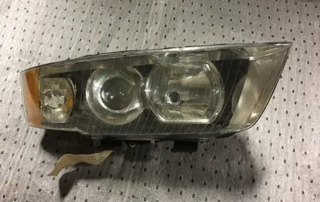 LINCOLN MERCEDES MINI MITSUBISHI RAM SUBARU HEADLIGHT HEAD LAMP in Auto Body Parts in Mississauga / Peel Region - Image 10