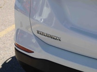 2022 Chevrolet Equinox LT AWD 1.5L Comfortable, versatile, and packed with sought-after features, th... (image 8)