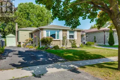 This home has been owned by the same family for the past 47 years and pride of ownership is everywhe...