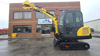 OUTE NOUVELLE EXCAVATRICE CAEL AU PRIX LE PLUS BAS 2,5 TONNES AVEC POUCE HYDRAULIQUE DE CABINE ET FL...