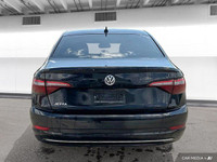 Enjoy effortless driving with this 2021 Volkswagen Jetta Highline. Boasting a turbocharged engine fo... (image 4)