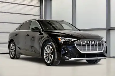 Traction intégrale Audi quattro / Ensemble assistance conducteur /Apple Carplay + Android Auto / Nav...